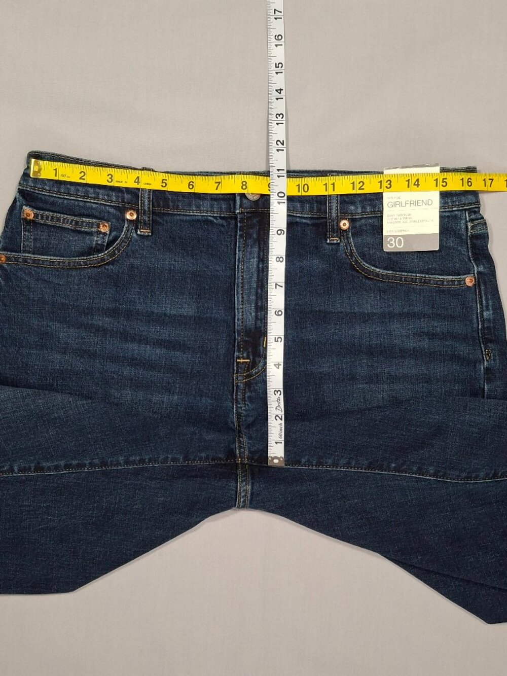 NWT Gap Girlfriend Jeans Womens Tall Dark Wash Mid Rise Tapered | Size 30 - Picture 8 of 13